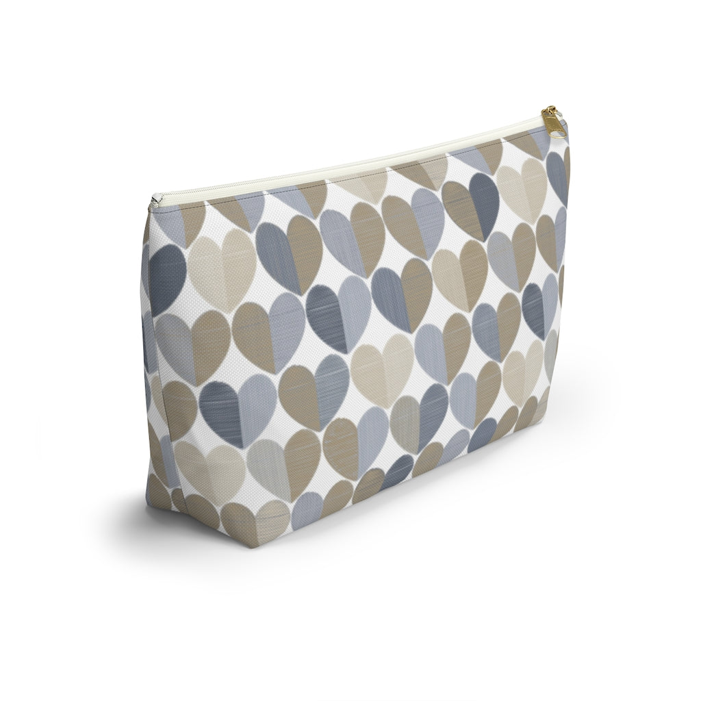 Love Accessory Pouch w T-bottom in Gray