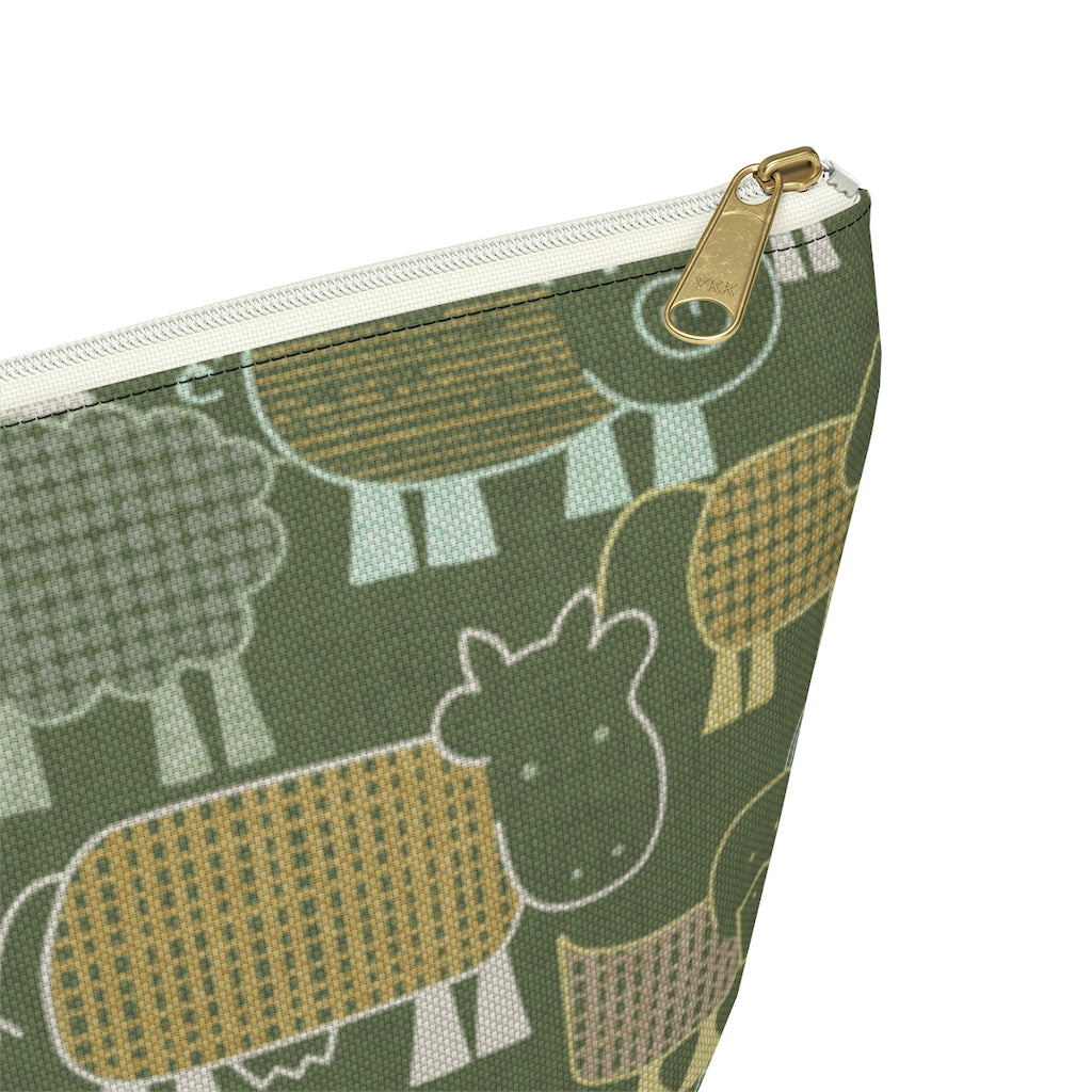 Animal Farm Accessory Pouch w T-bottom in Green