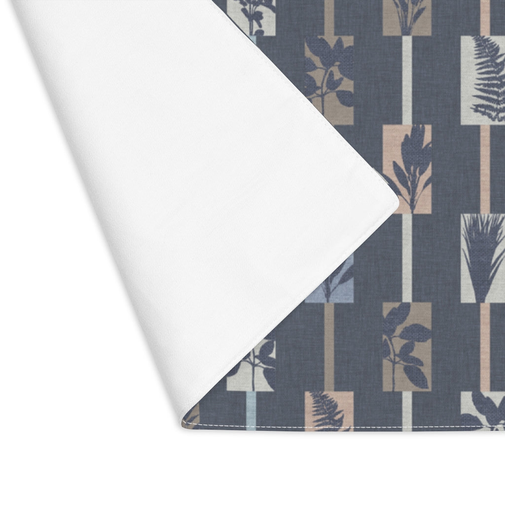 Accord Placemat in Blue