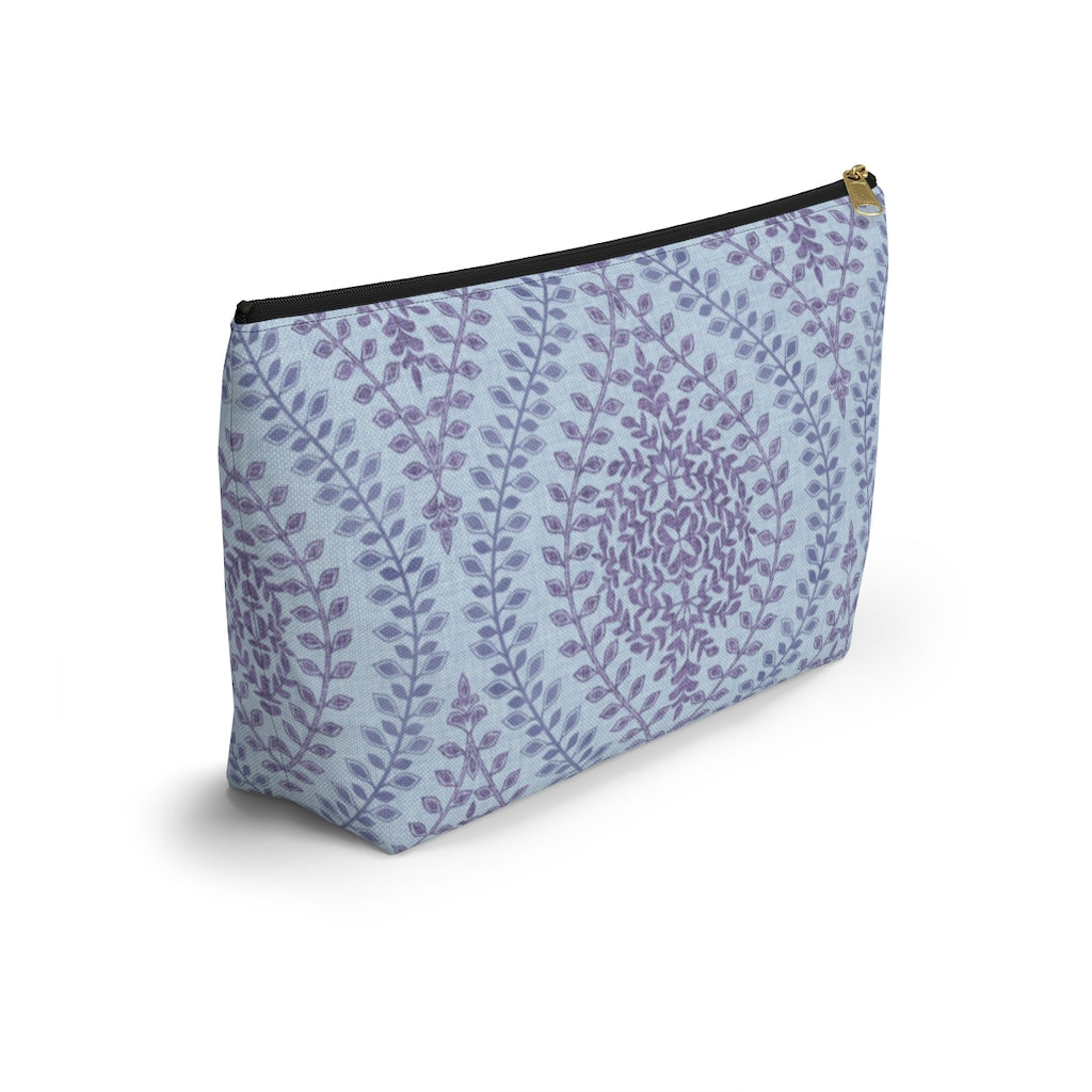 Mumbai Lace Accessory Pouch w T-bottom in Purple