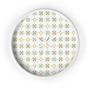 Plaid With Circles Wall Clock in Green