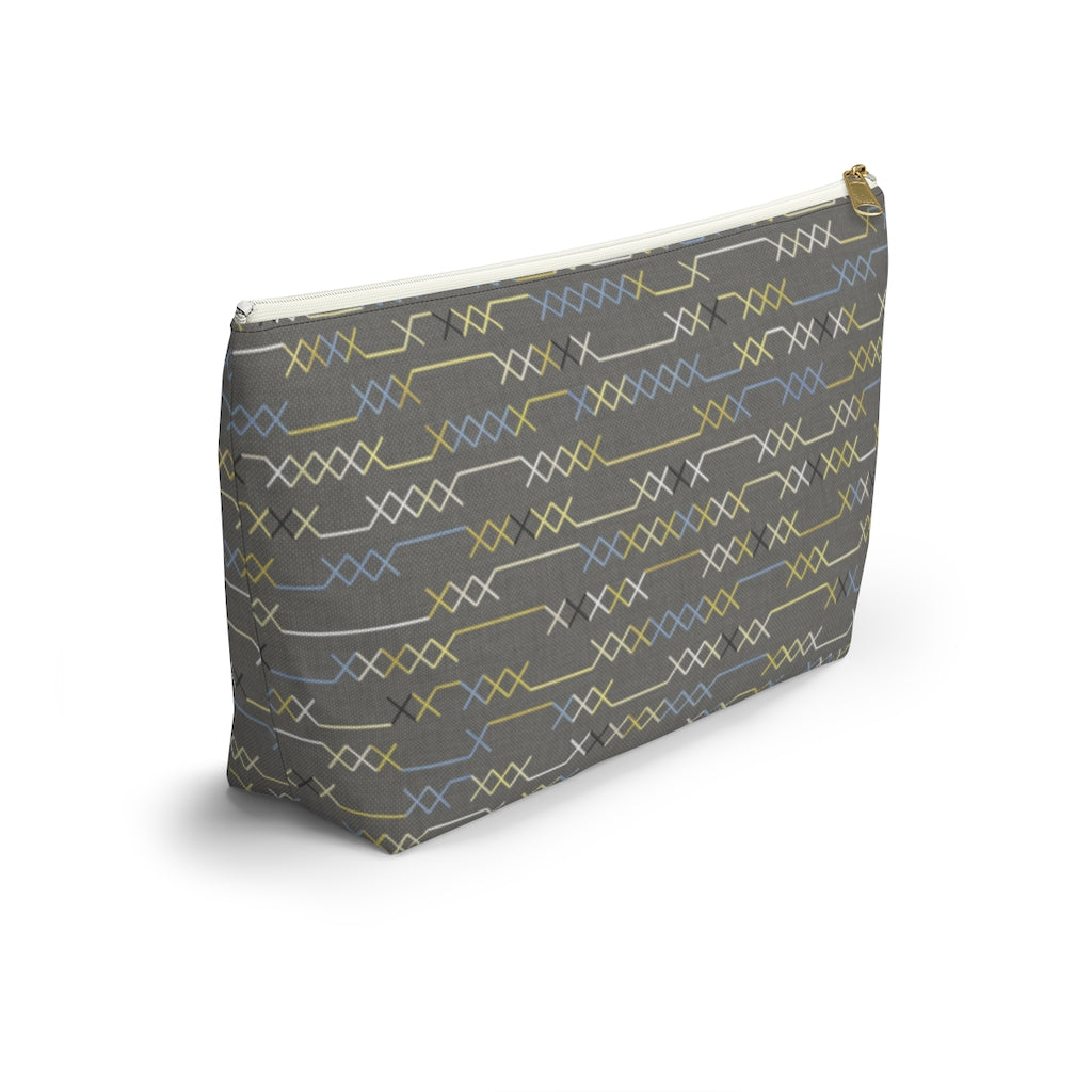 Santa Fe Stitch Accessory Pouch w T-bottom in Gray