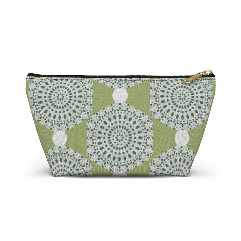 Lace Hexagon Accessory Pouch w T-bottom in Green