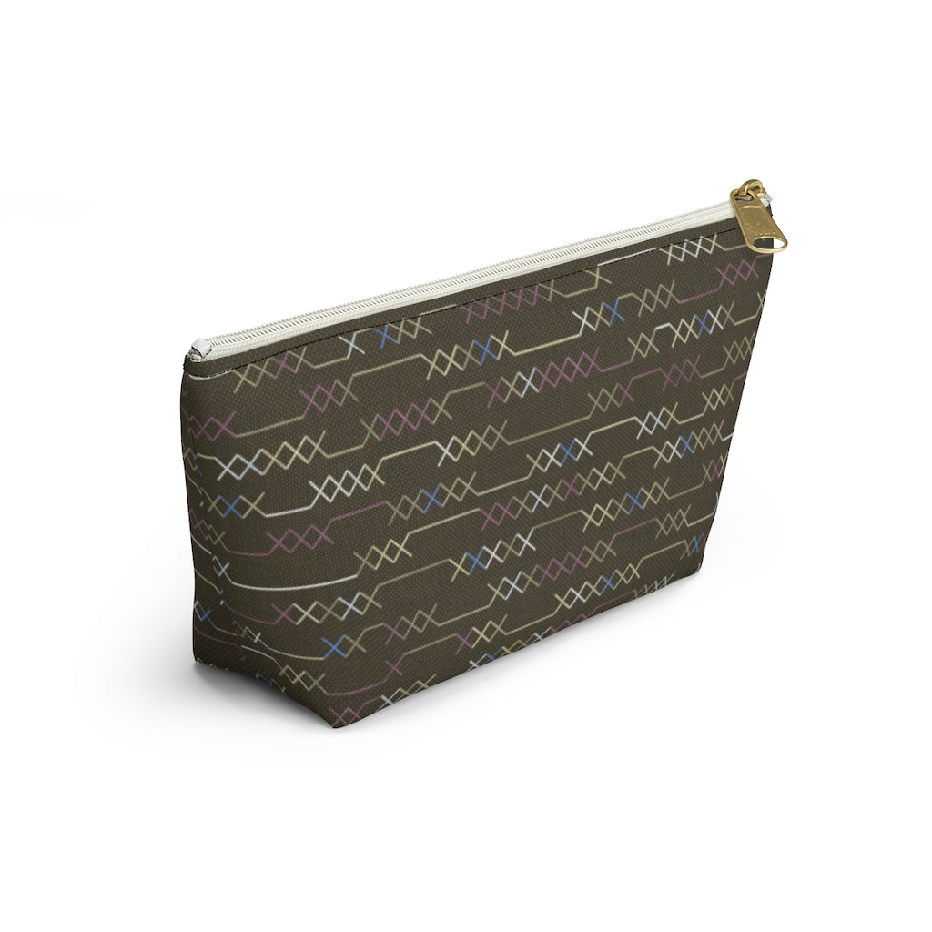 Santa Fe Stitch Accessory Pouch w T-bottom in Brown