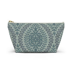 Mumbai Lace Accessory Pouch w T-bottom in Green