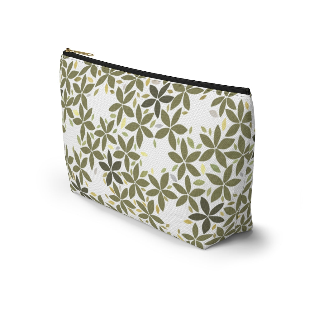Snowbell Accessory Pouch w T-bottom in Green