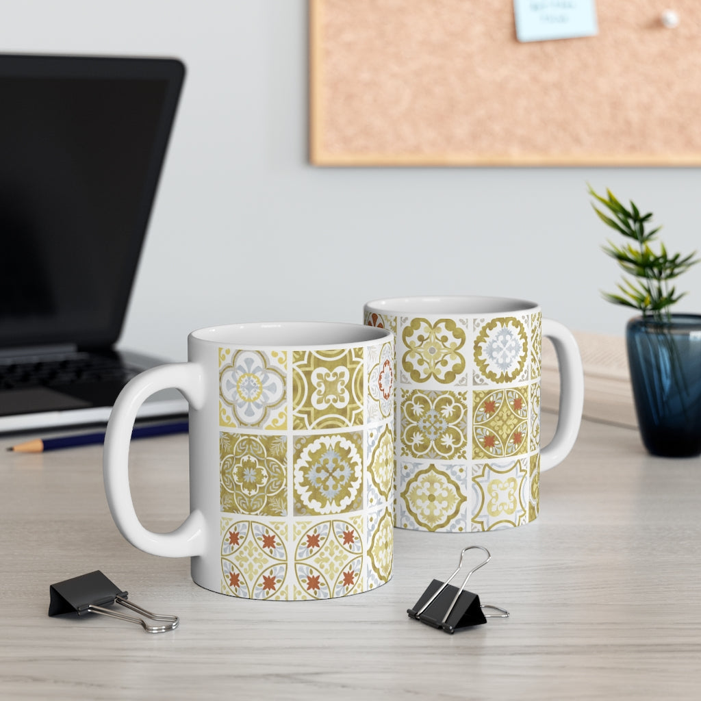 Seville Square Mug in Gold